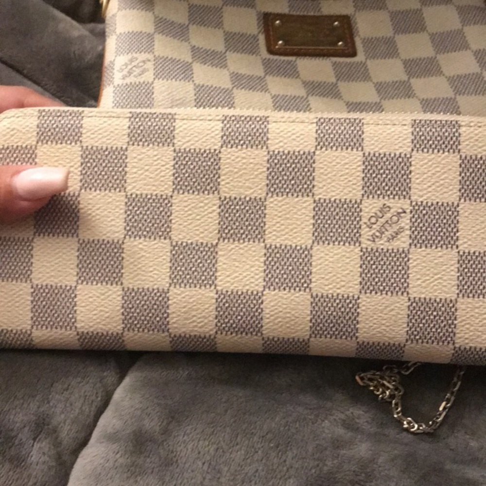 Louis Vuitton Wallet